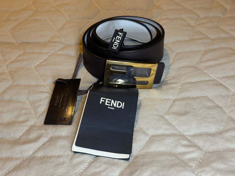 Fendi Reversible Leather Belt in White and Chocolate Brown